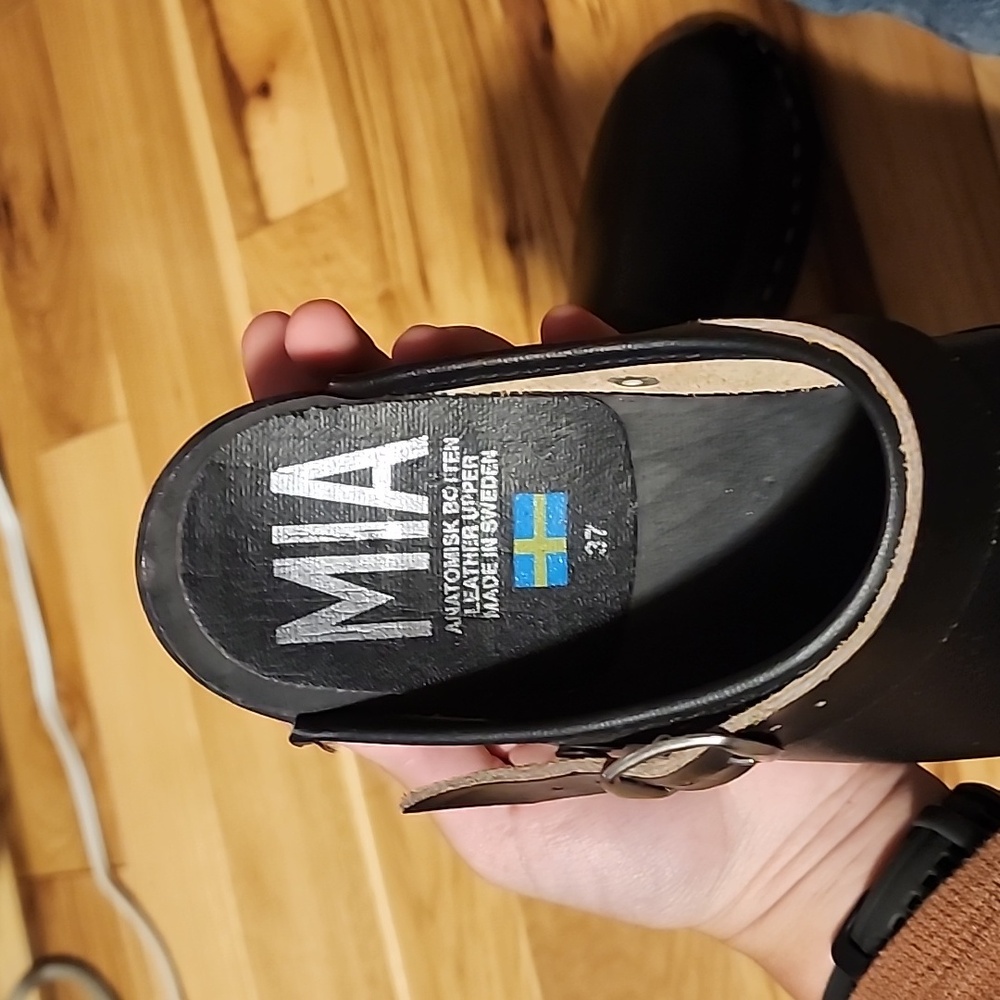 Black MIA clogs - Picture 3 of 5